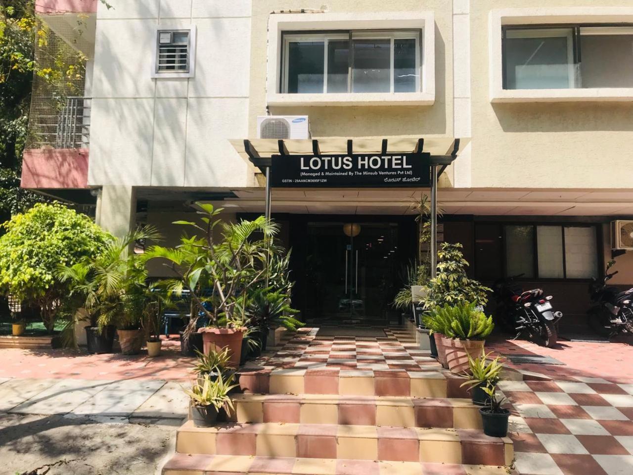 Lotus Korean Hotel Бангалор Екстериор снимка